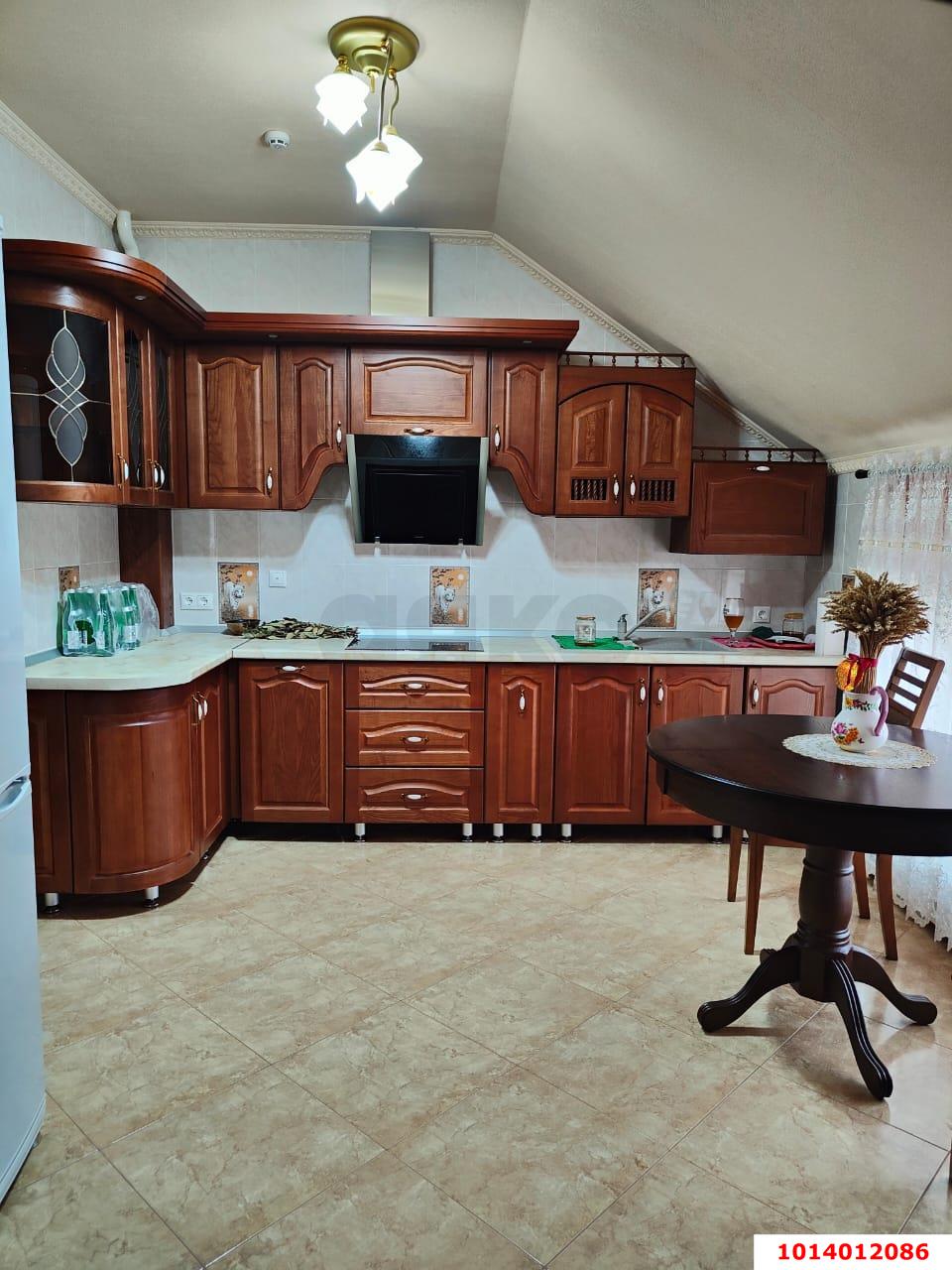 Фото №7: Дом 499 м² + 9.4 сот. - Кореновск, 4-й квартал, ул. Мира, 137Е