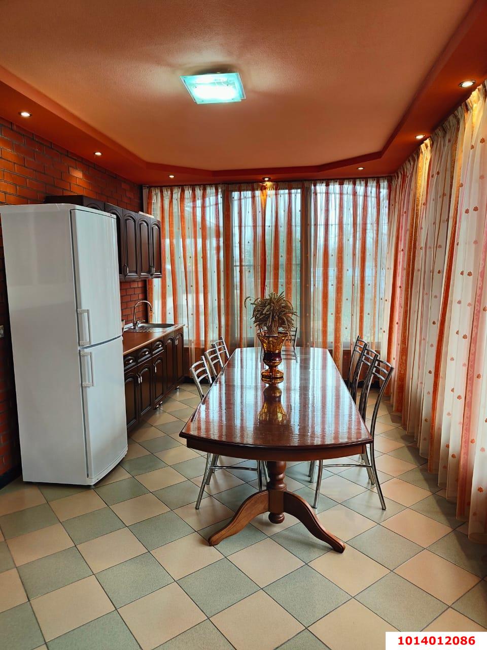 Фото №5: Дом 499 м² + 9.4 сот. - Кореновск, 4-й квартал, ул. Мира, 137Е