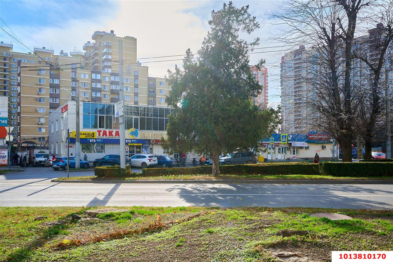 Фото №1: Торговое помещение 133 м² - Краснодар, 40 лет Победы, ул. имени 40-летия Победы, 144Б