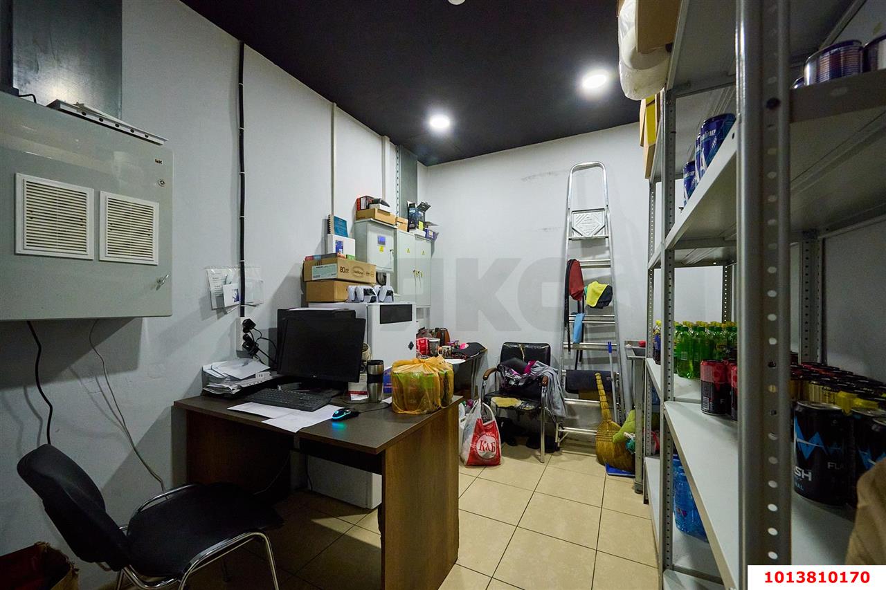 Фото №16: Торговое помещение 133 м² - Краснодар, 40 лет Победы, ул. имени 40-летия Победы, 144Б