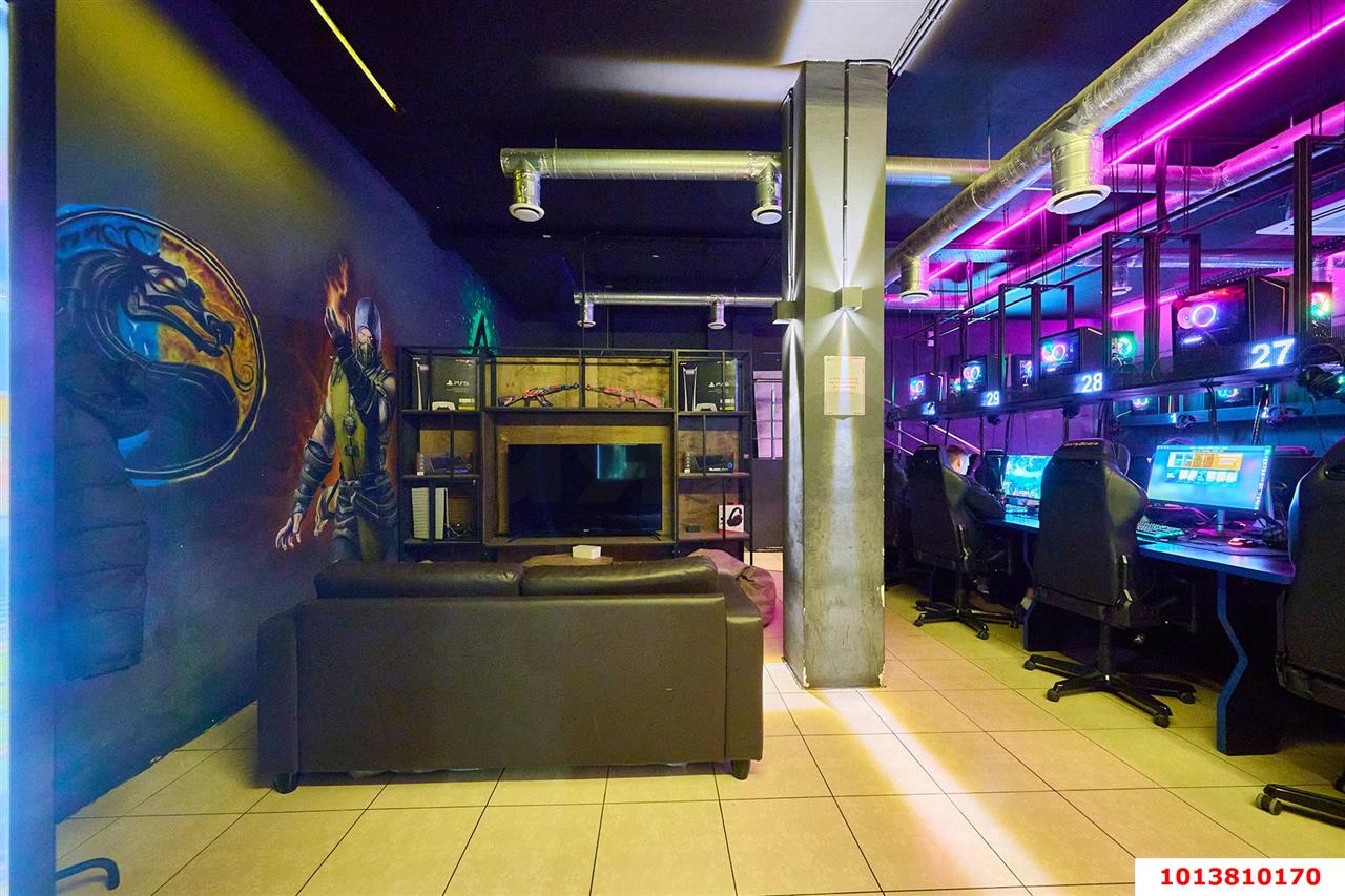 Фото №8: Торговое помещение 133 м² - Краснодар, 40 лет Победы, ул. имени 40-летия Победы, 144Б