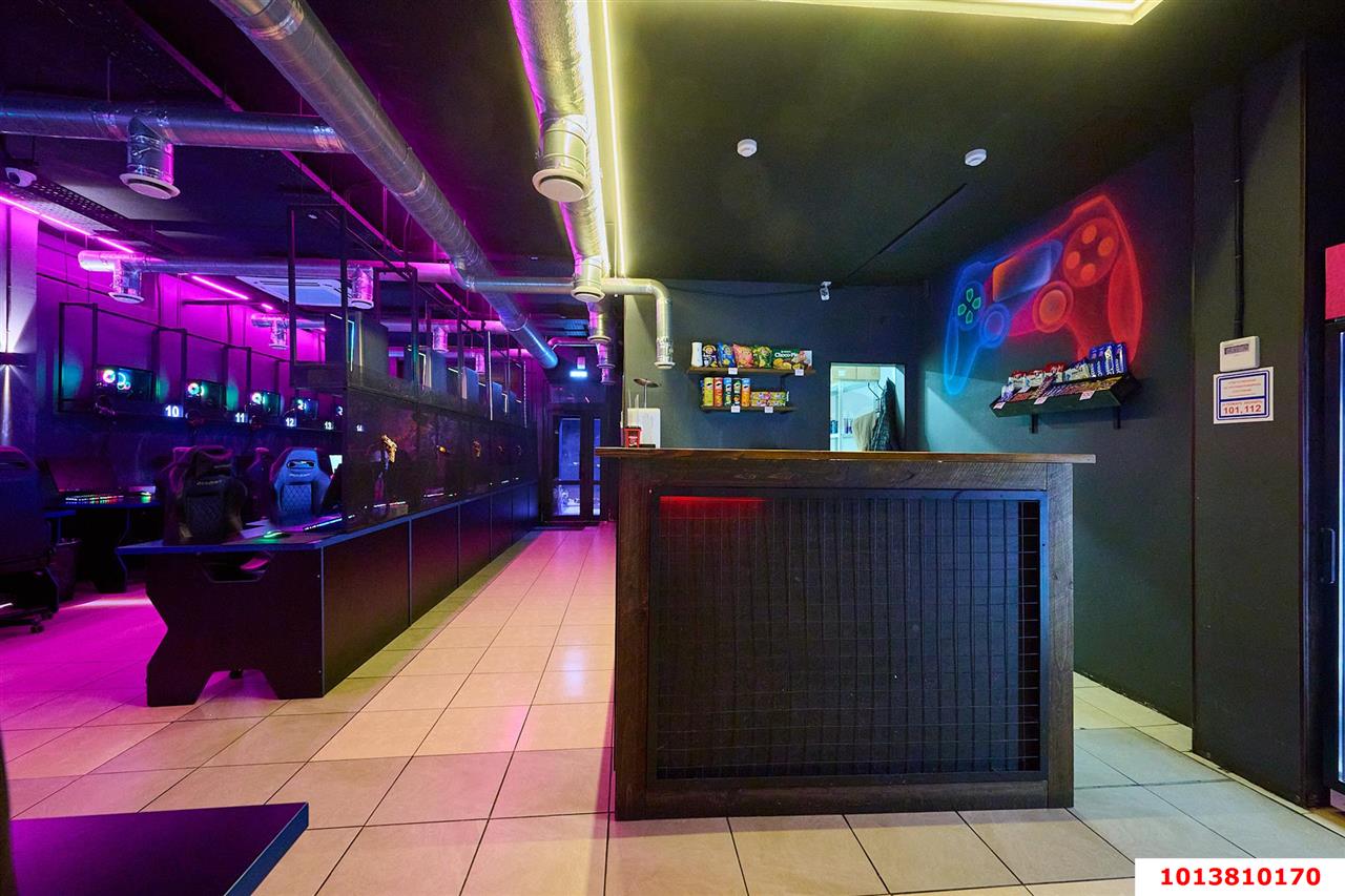 Фото №12: Торговое помещение 133 м² - Краснодар, 40 лет Победы, ул. имени 40-летия Победы, 144Б