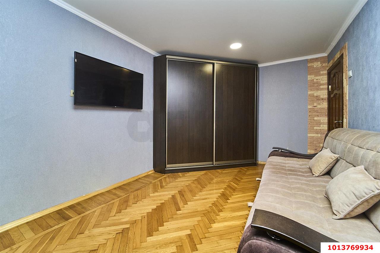 Фото №6: 2-комнатная квартира 49 м² - Краснодар, Западный внутригородской округ, ул. Красная, 149