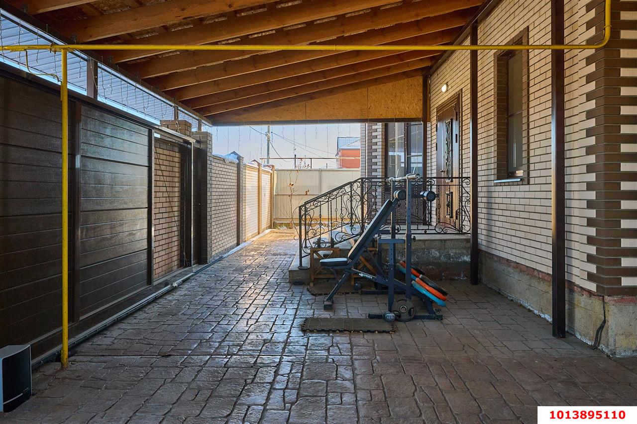 Фото №6: Дом 171 м² + 8 сот. - Российский, Прикубанский внутригородской округ, ул. Бархатная, 42
