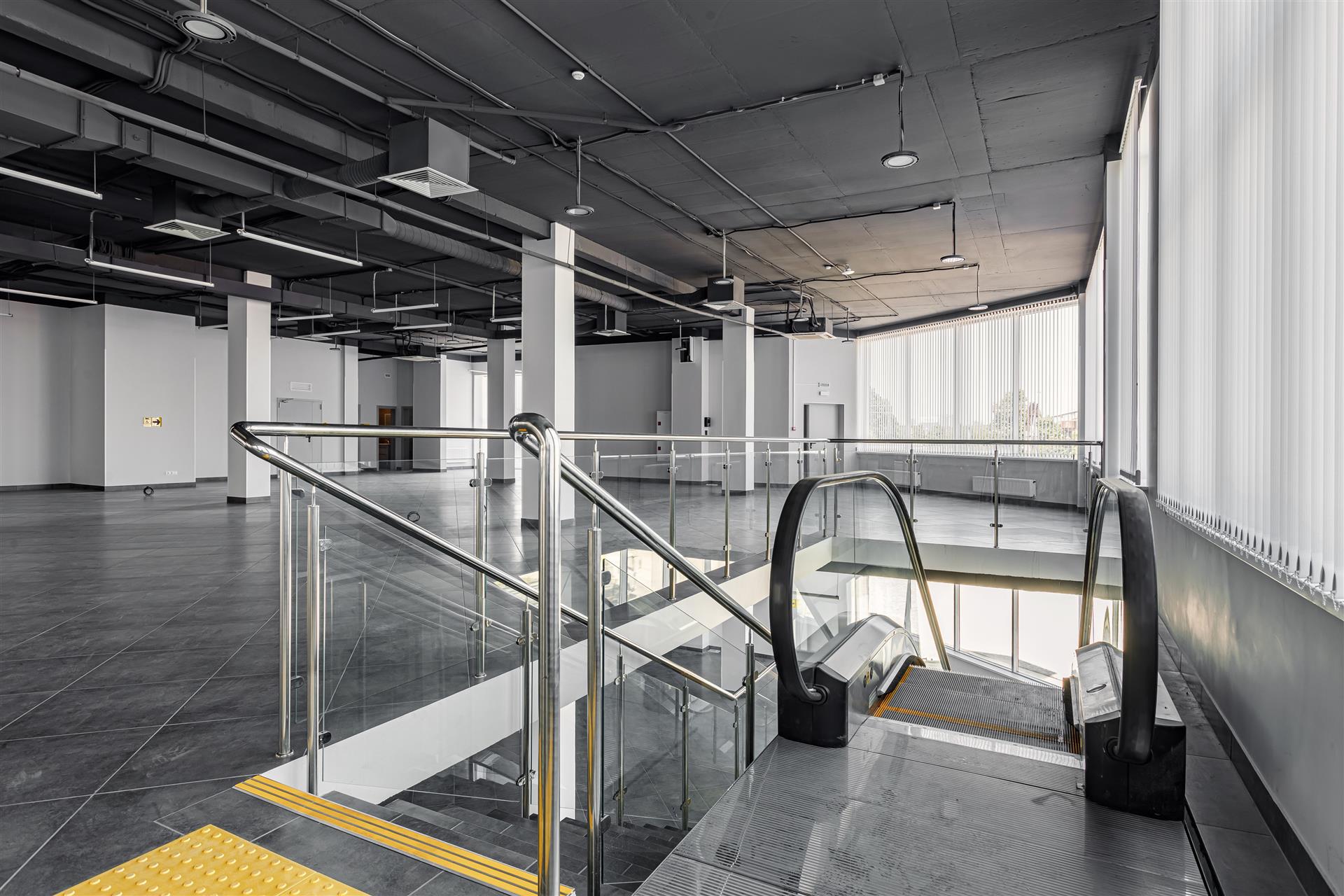 Фото №5: Коммерция 1800 м² - Краснодар, ул. Новороссийская, 214