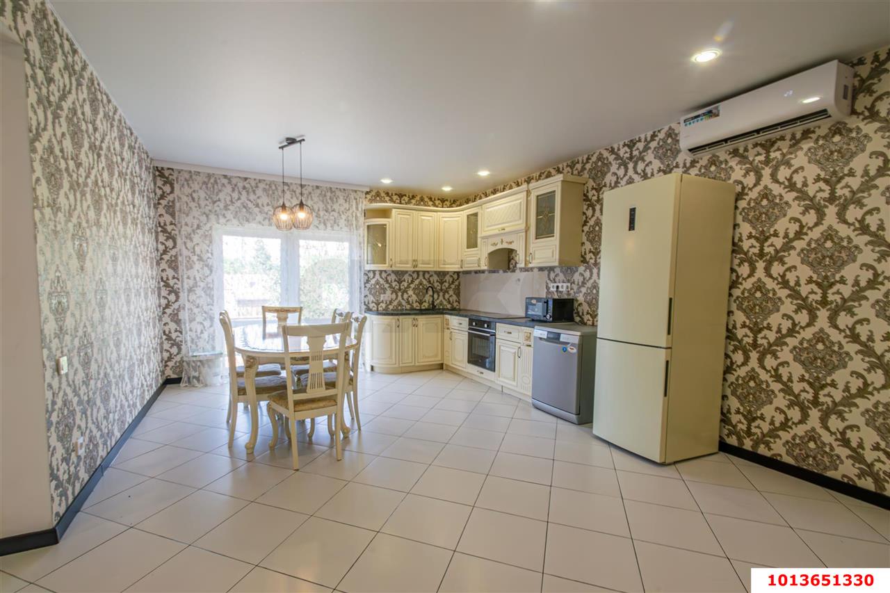 Фото №11: Дом 204 м² + 2.4 сот. - Краснодар, ул. КИМ, 133