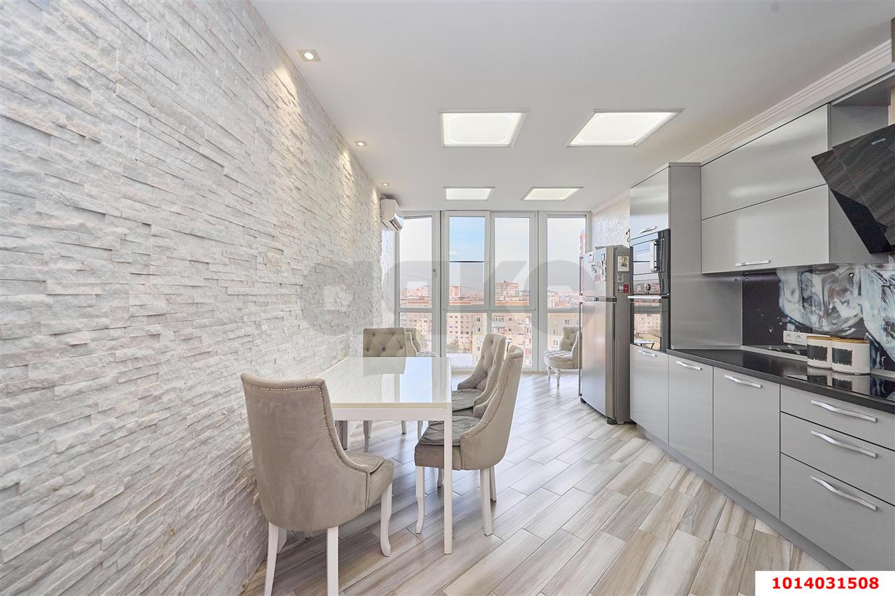 Фото №2: 3-комнатная квартира 95 м² - Краснодар, Камвольно-суконный Комбинат, ул. Бородинская, 10