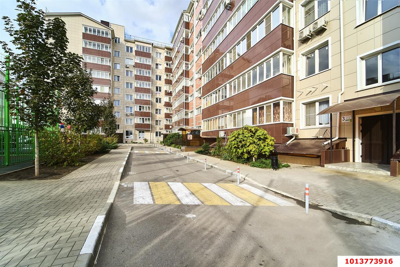 Фото №1: 2-комнатная квартира 61 м² - Краснодар, жилой комплекс Краски, ул. Краеведа Соловьёва, 6к3