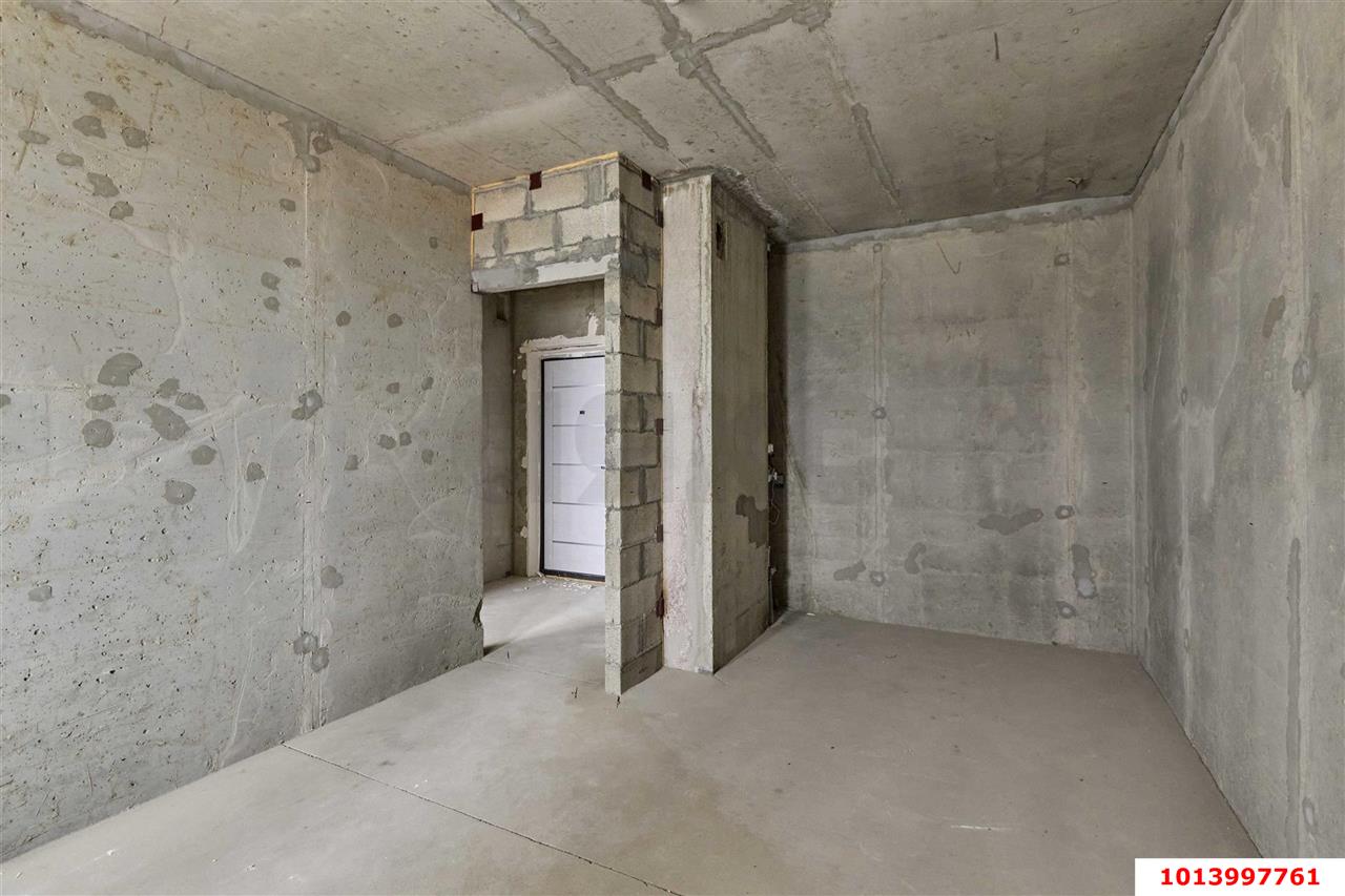 Фото №14: 1-комнатная квартира 35 м² - Краснодар, ЖК Урал, Карасунский внутригородской округ, Камвольно-суконный Комбинат, мкр. жилой комплекс Ural, ул. Уральская, 87/7