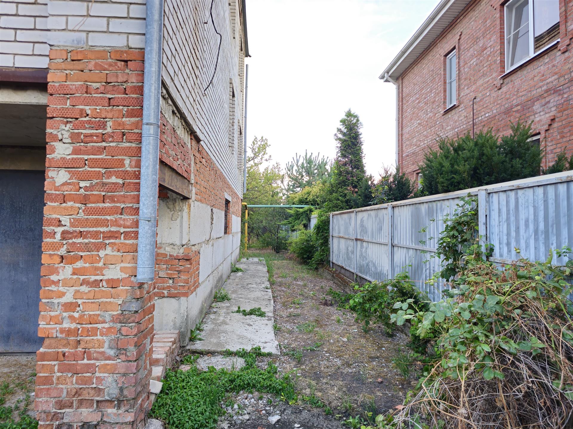 Фото №6: Дом 216 м² + 4.14 сот. - Краснодар, Прикубанский внутригородской округ, Калинино, мкр. Завод Радиоизмерительных Приборов, ул. Константина Симонова