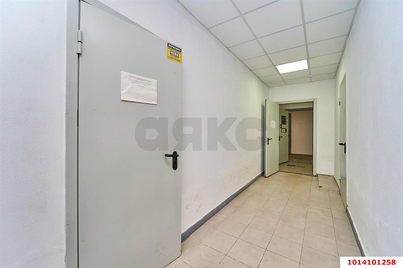 Фото №10: Коммерция 53 м² - Краснодар, Центральный внутригородской округ, мкр. Центральный, ул. Коммунаров, 270