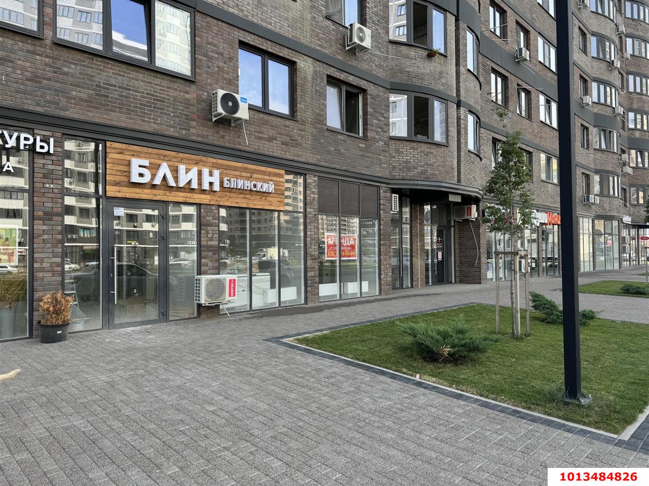 Фото №2: Торговое помещение 47 м² - Краснодар, Прикубанский внутригородской округ, Россинского, мкр. жилой комплекс Red777, ул. Адмирала Крузенштерна, 5/2