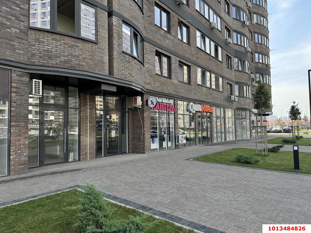Фото №7: Торговое помещение 47 м² - Краснодар, Прикубанский внутригородской округ, Россинского, мкр. жилой комплекс Red777, ул. Адмирала Крузенштерна, 5/2