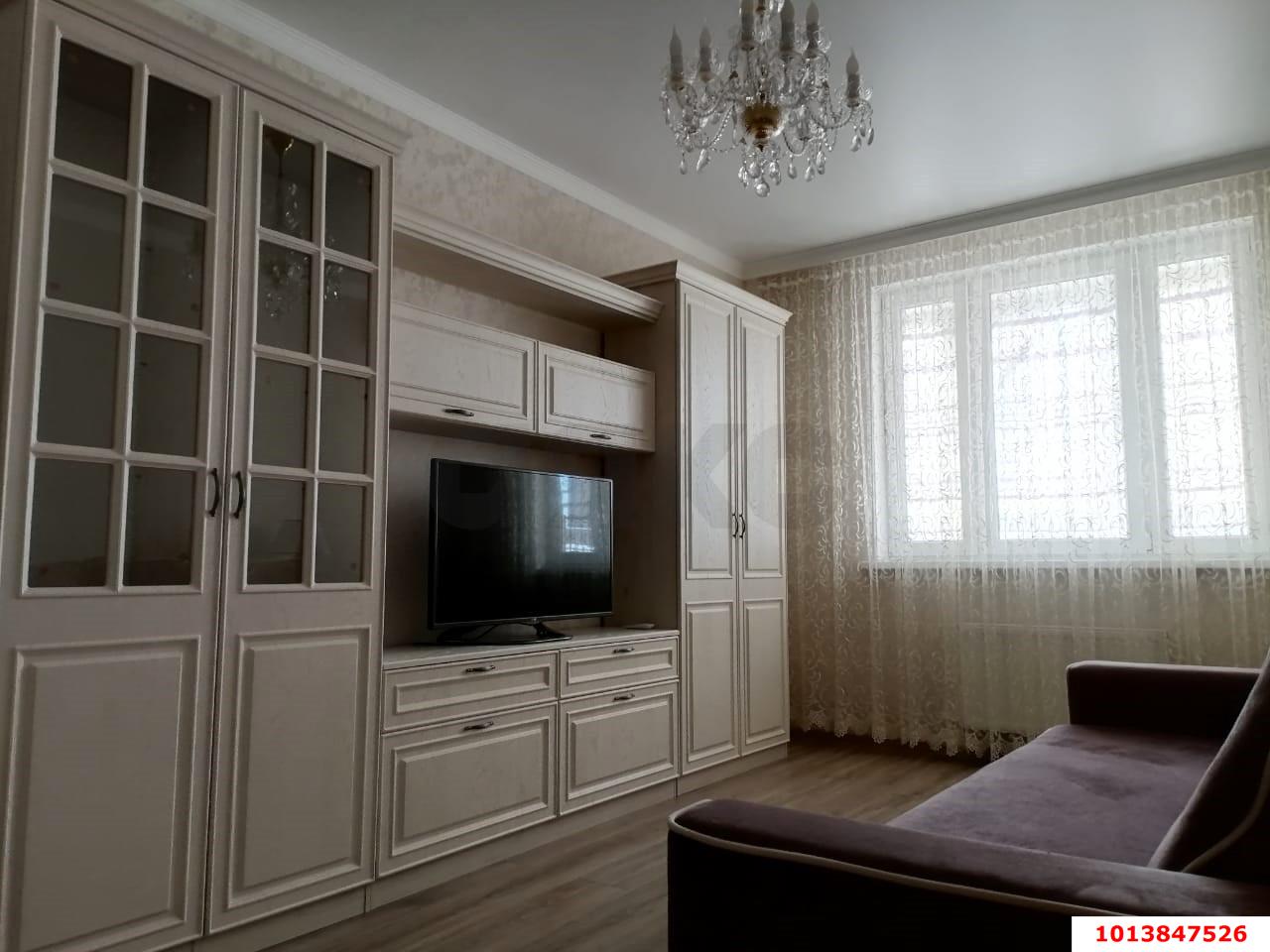 Фото №2: 1-комнатная квартира 40 м² - Краснодар, жилой комплекс На высоте, ул. Каляева, 263/4к2