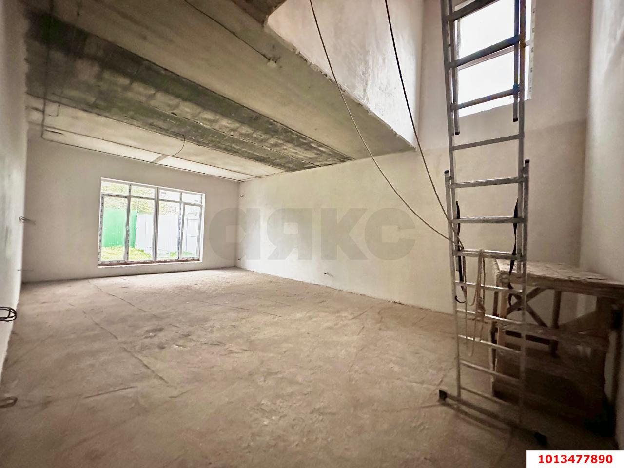 Фото №3: Дом 350 м² + 6 сот. - Новая Адыгея, ул. Красная, 33