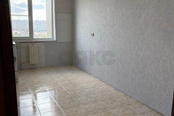 Фото №5: 4-комнатная квартира 76 м² - Краснодар, мкр. Краевая Клиническая Больница, ул. 1 Мая, 228