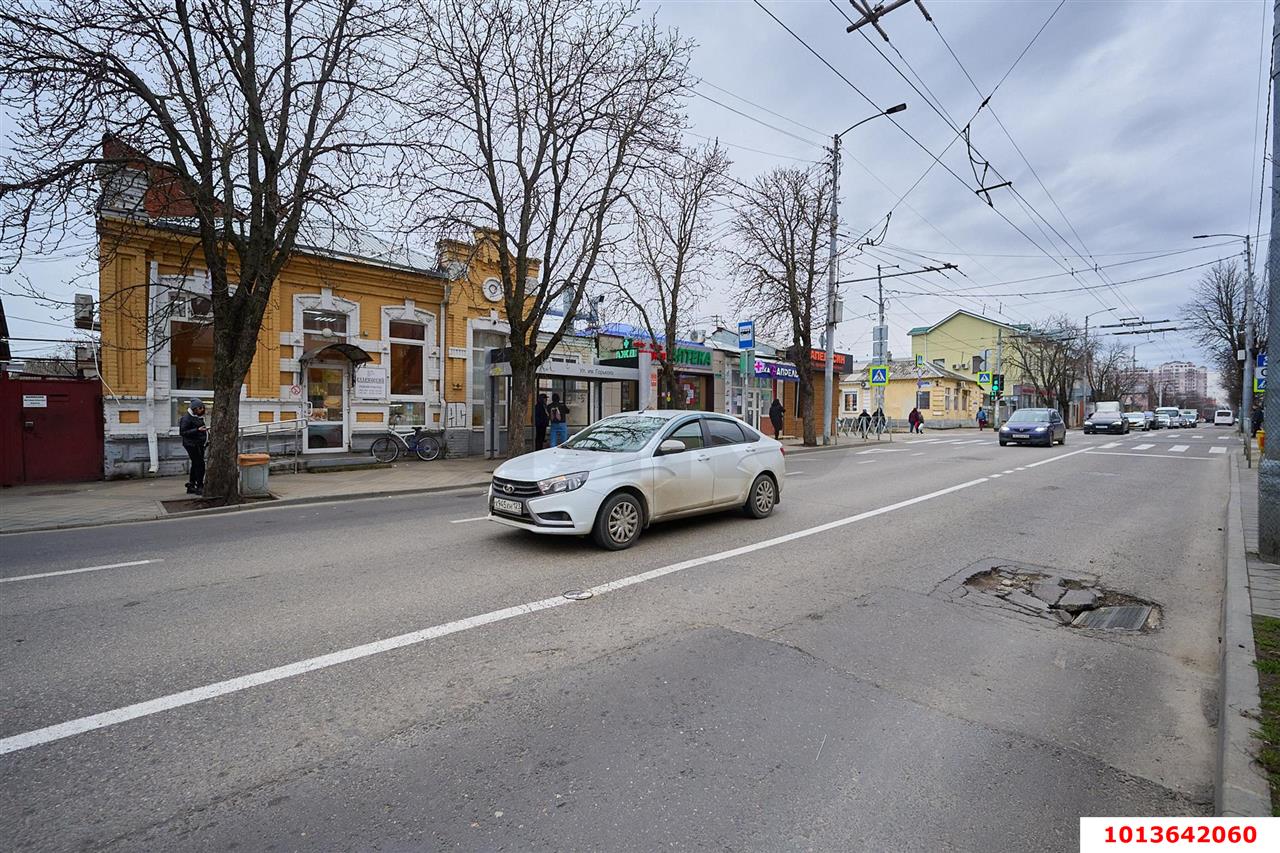Фото №4: Торговое помещение 43 м² - Краснодар, Центральный, ул. Октябрьская, 88