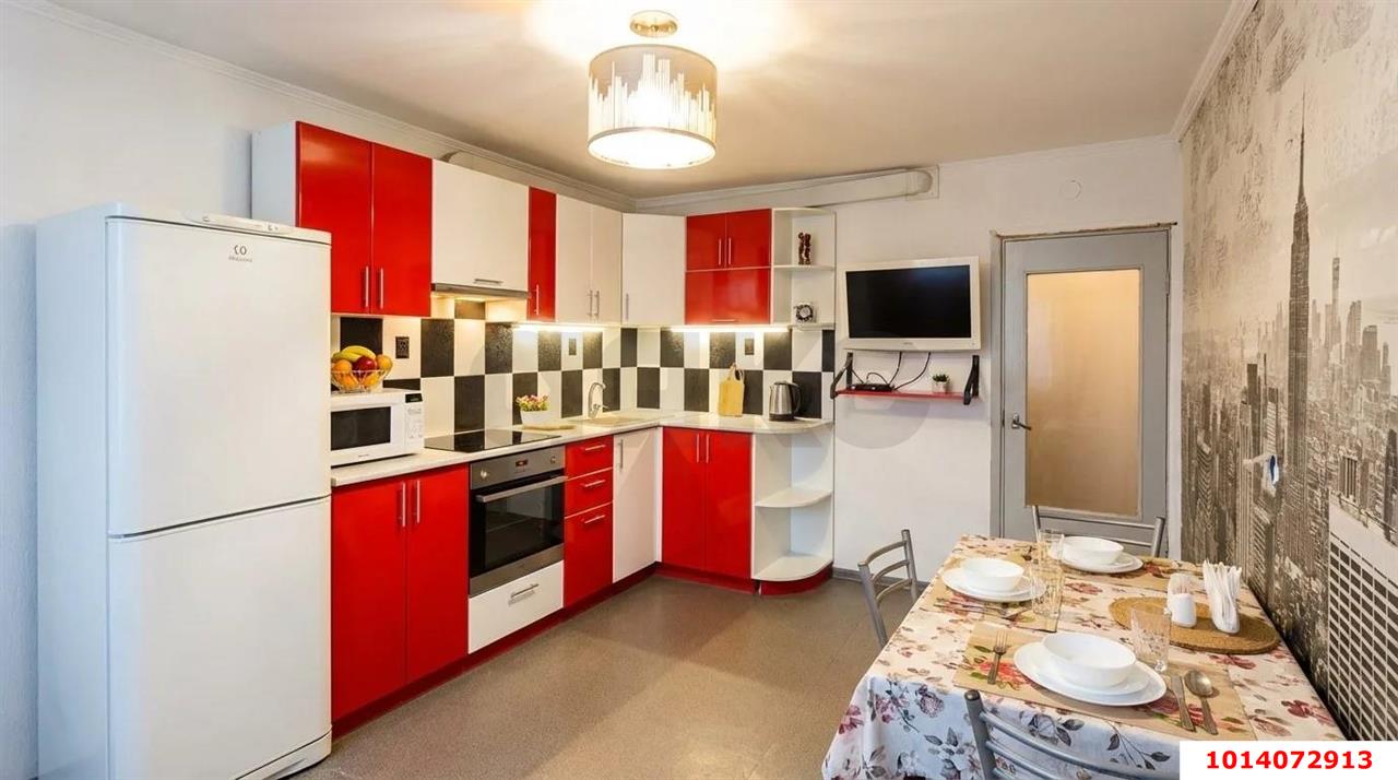 Фото №1: 2-комнатная квартира 73 м² - Краснодар, Западный внутригородской округ, мкр. Юбилейный, пр-кт Чекистов, 40