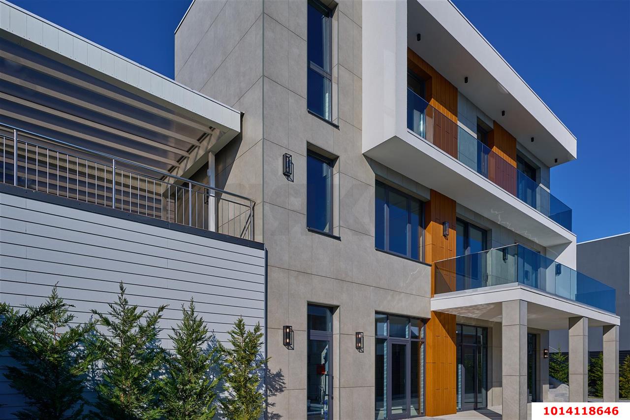 Фото №13: Дом 261 м² + 5 сот. - Геленджик, мкр. Персиковый сад, 235