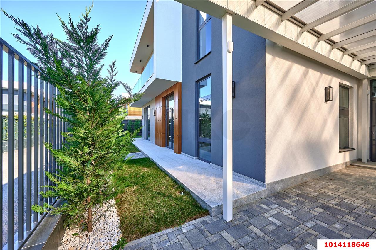 Фото №20: Дом 261 м² + 5 сот. - Геленджик, мкр. Персиковый сад, 235