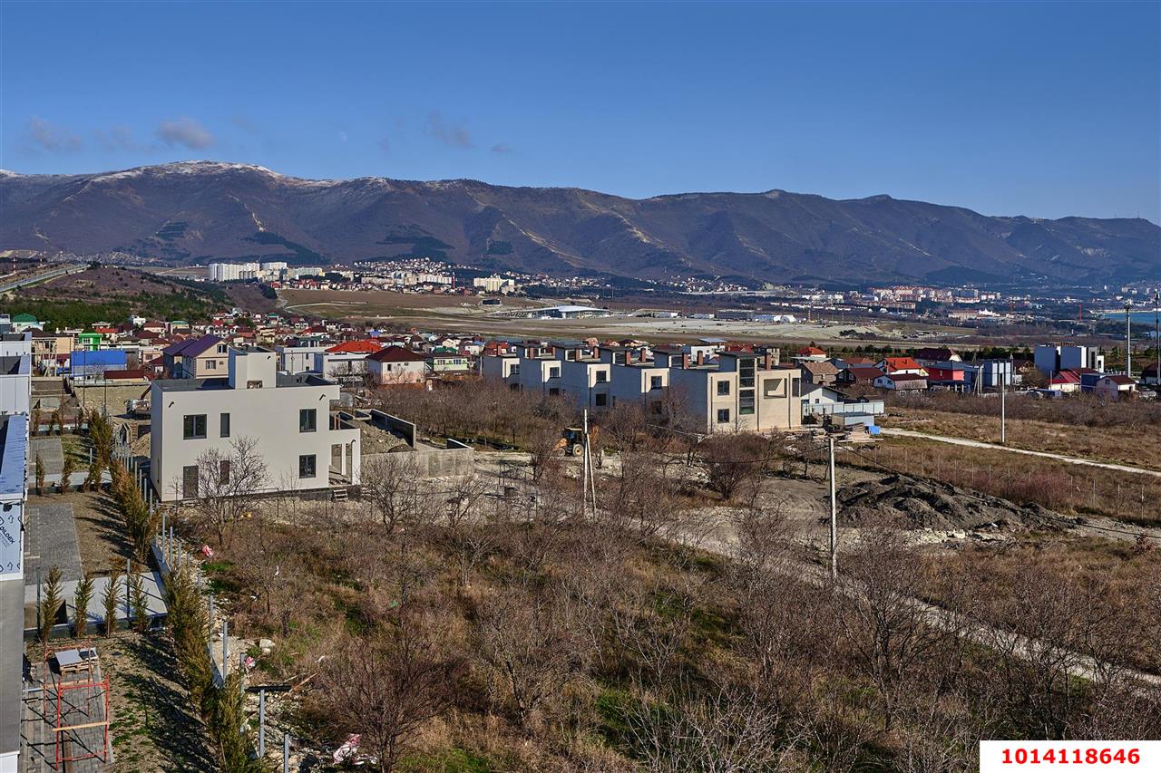 Фото №25: Дом 261 м² + 5 сот. - Геленджик, мкр. Персиковый сад, 235