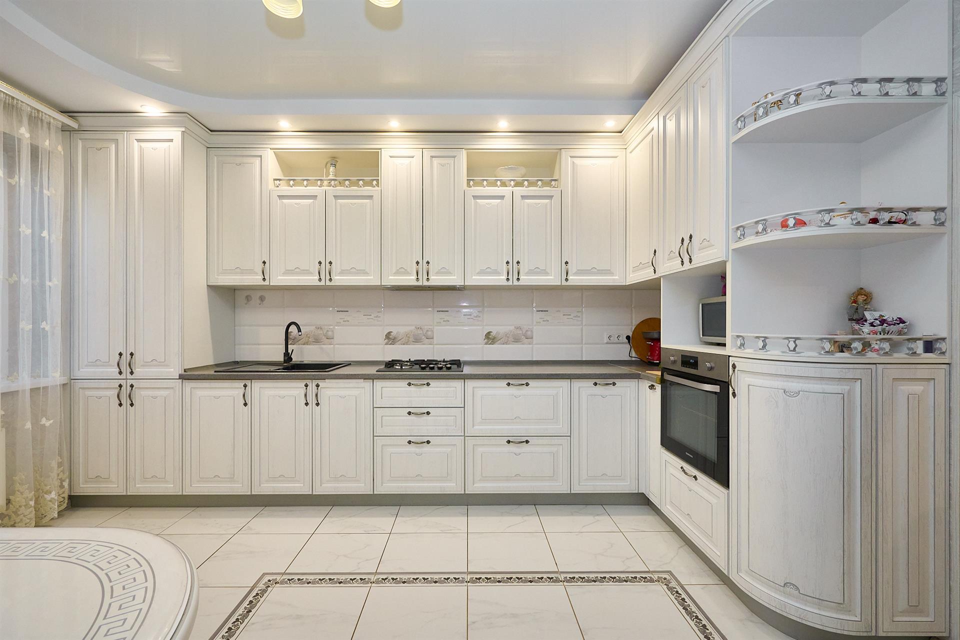 Фото №1: Дом 284 м² + 5.29 сот. - Южный, ул. Московская, 55