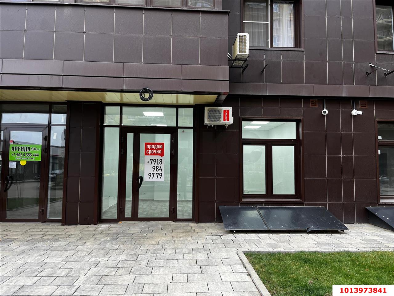 Фото №6: Торговое помещение 38 м² - Краснодар, жилой комплекс Ракурс, ул. имени Героя Ростовского, 8к2