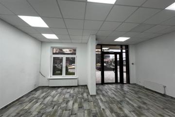 Фото №2: Коммерция 37 м² - Краснодар, мкр. жилой комплекс Ракурс, ул. имени Героя Ростовского, 8к2