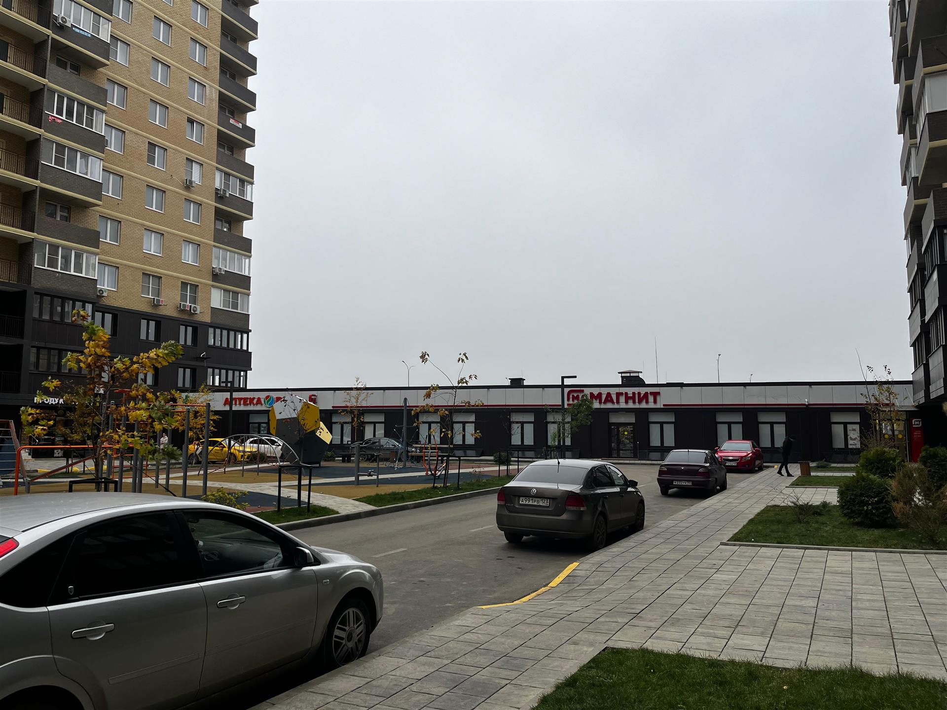 Фото №5: Коммерция 37 м² - Краснодар, Прикубанский внутригородской округ, мкр. жилой комплекс Ракурс, ул. имени Героя Ростовского, 8к2