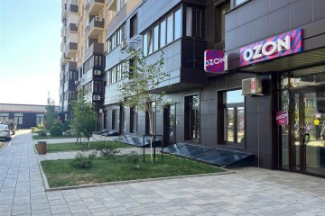 Фото №1: Торговое помещение 47 м² - Краснодар, мкр. жилой комплекс Ракурс, ул. имени Героя Ростовского, 8к3
