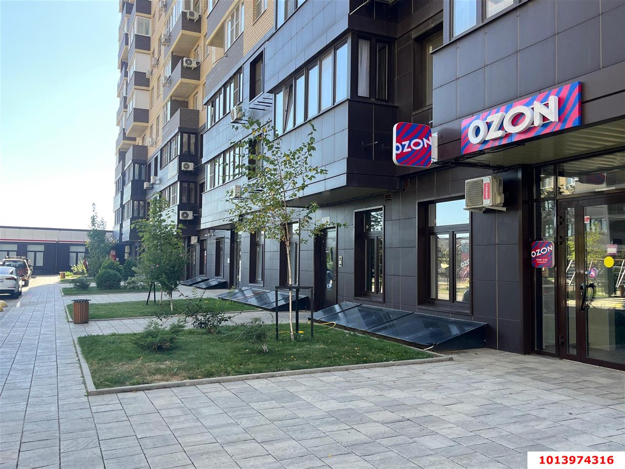 Фото №1: Торговое помещение 47 м² - Краснодар, жилой комплекс Ракурс, ул. имени Героя Ростовского, 8к3