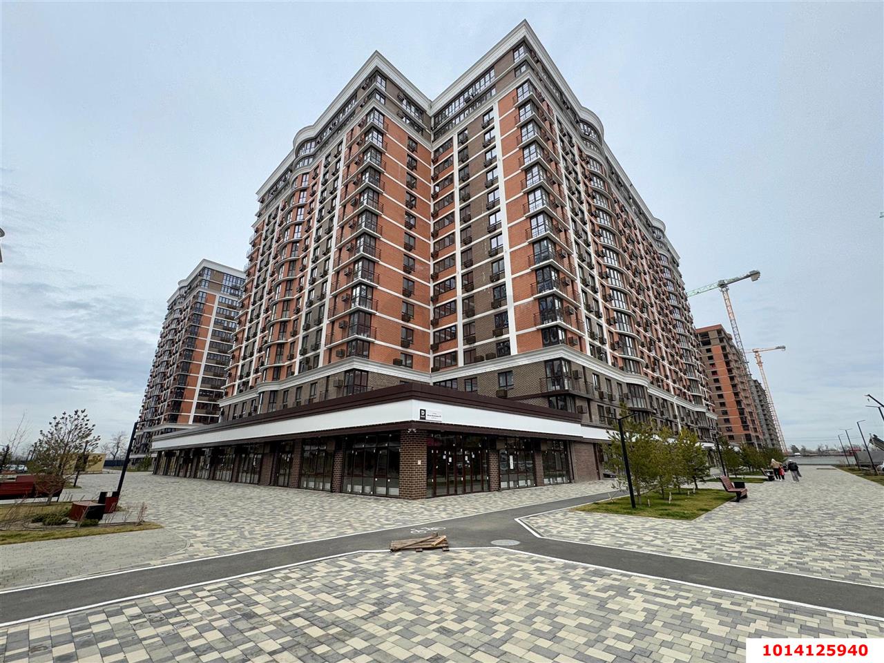 Фото №1: Торговое помещение 155 м² - Краснодар, жилой комплекс Самолёт-6, ул. Ивана Беличенко, 92к1
