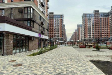Фото №2: Торговое помещение 155 м² - Краснодар, мкр. жилой комплекс Самолёт-6, ул. Ивана Беличенко, 92к1