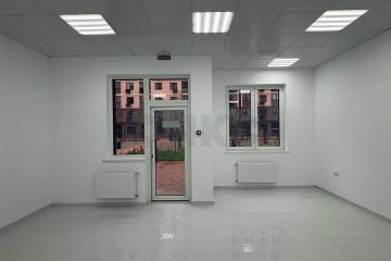 Фото №1: Торговое помещение <span class="whitespace-nowrap">40 м²</span>, <span class="whitespace-nowrap">1/9 эт.</span> - Краснодар, мкр. жилой комплекс Новые Сезоны, ул. Скандинавская, 1к11