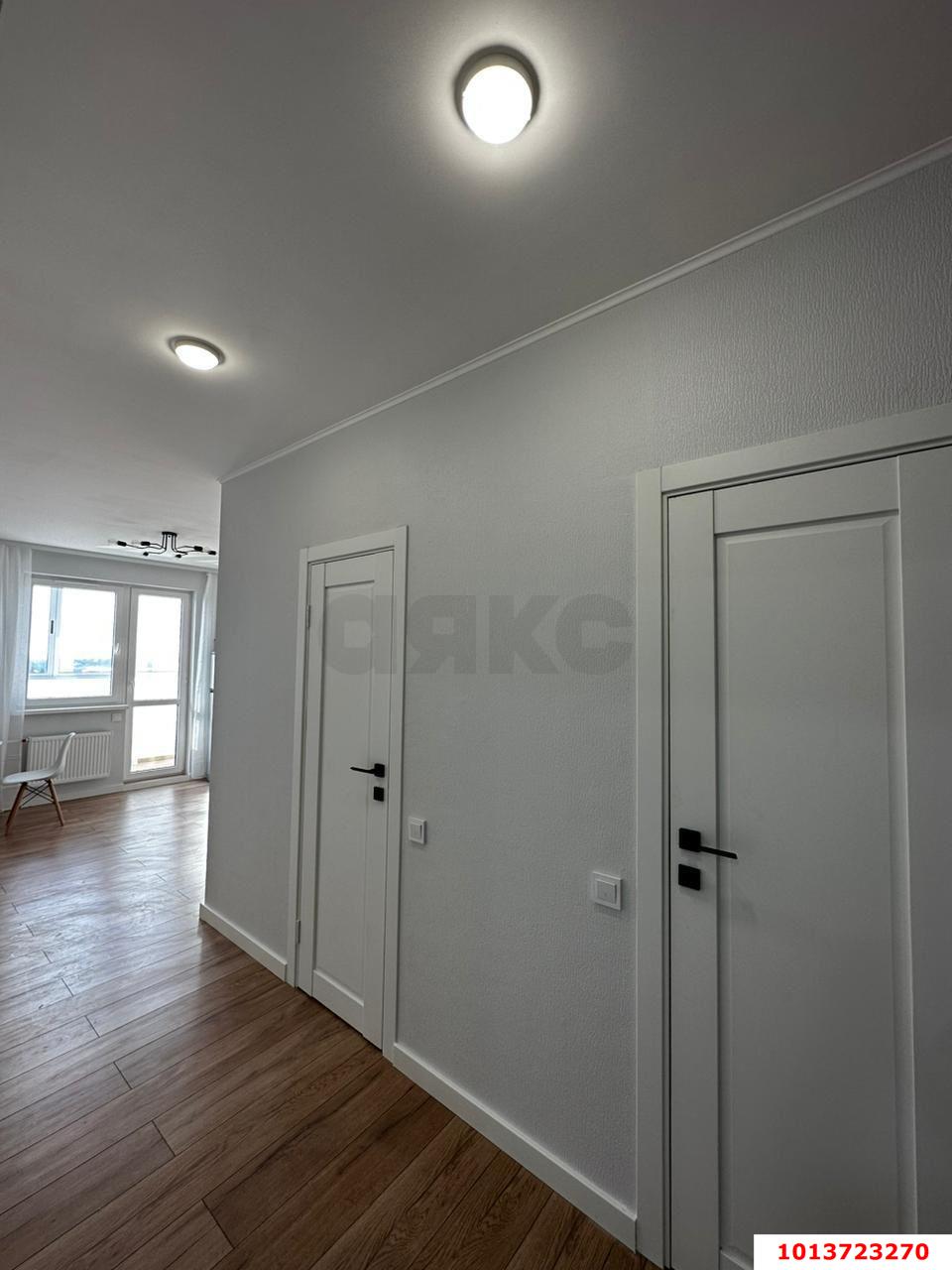 Фото №7: 2-комнатная квартира 70 м² - Краснодар, Карасунский внутригородской округ, Черёмушки, мкр. ЖК Дом у Озера, ул. Селезнёва, 104/1