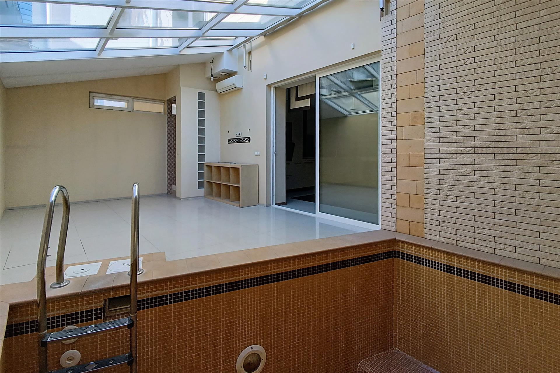 Фото №6: Дом 226 м² + 2.04 сот. - Краснодар, ул. Озёрная, 76