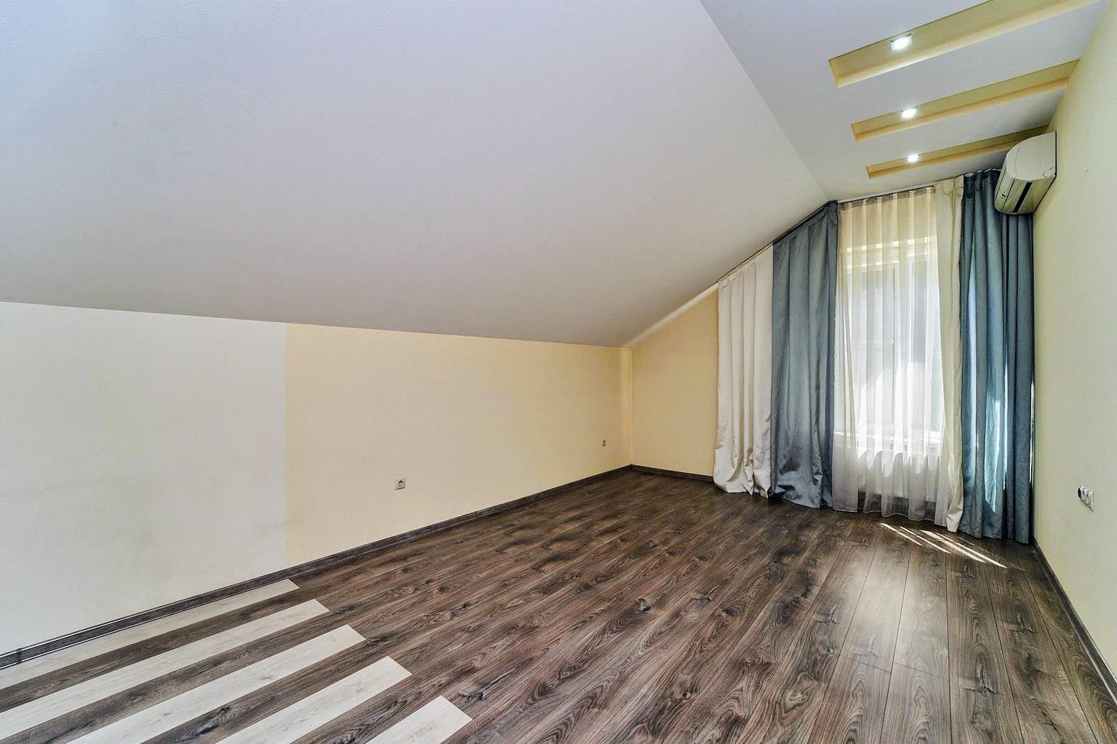 Фото №11: Дом 226 м² + 2.04 сот. - Краснодар, ул. Озёрная, 76