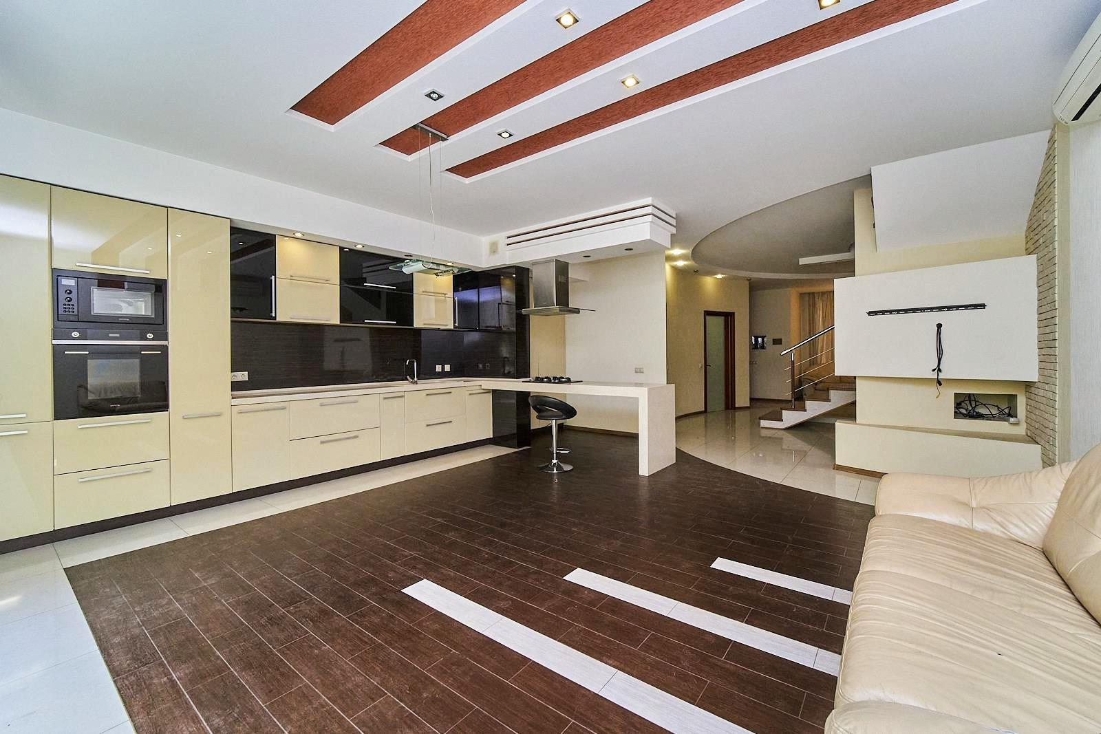 Фото №3: Дом 226 м² + 2.04 сот. - Краснодар, ул. Озёрная, 76