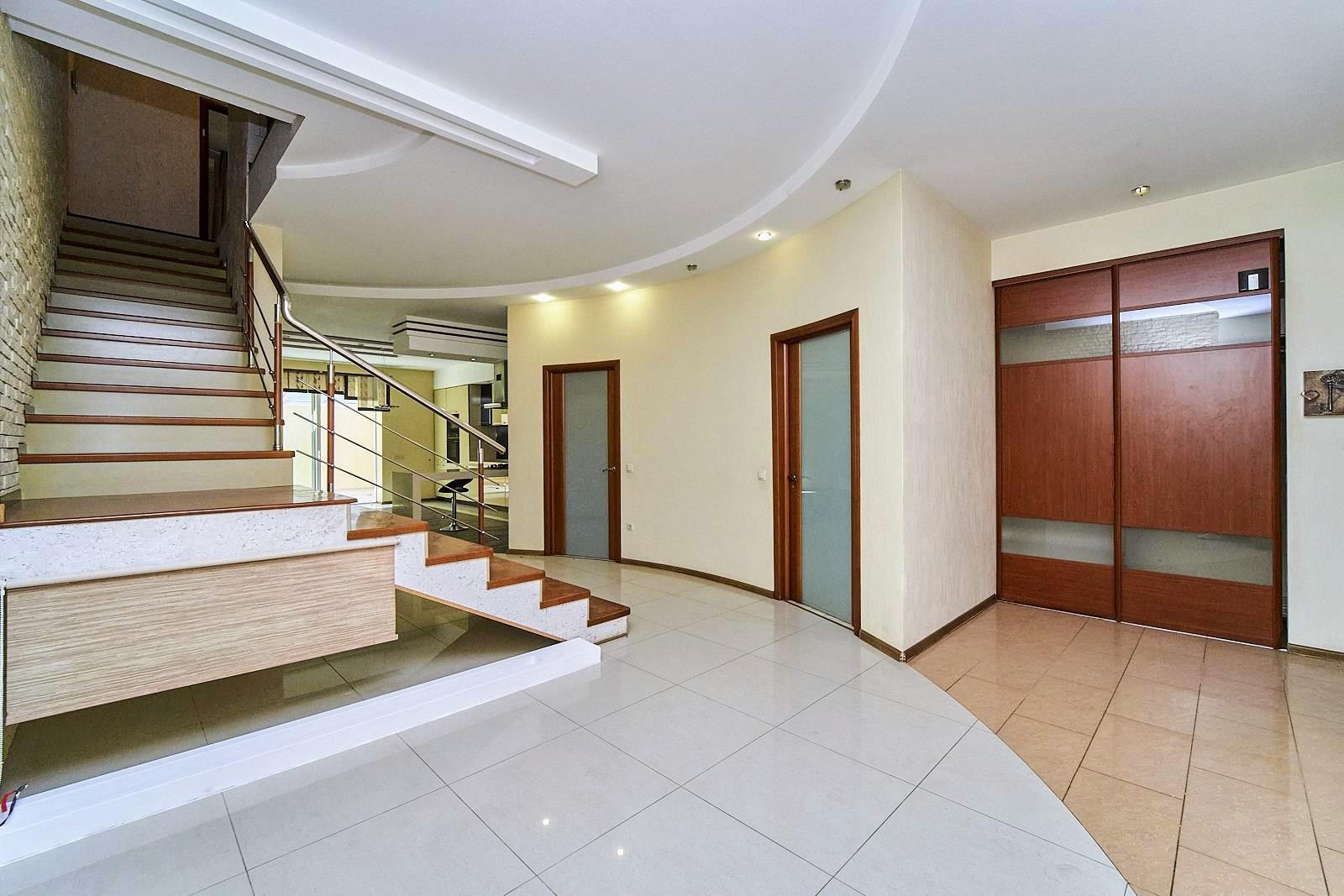 Фото №4: Дом 226 м² + 2.04 сот. - Краснодар, ул. Озёрная, 76