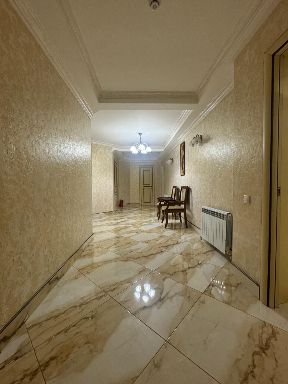 Фото №18: Коммерция 899 м² - Майкоп, ул. Краснооктябрьская, 67А