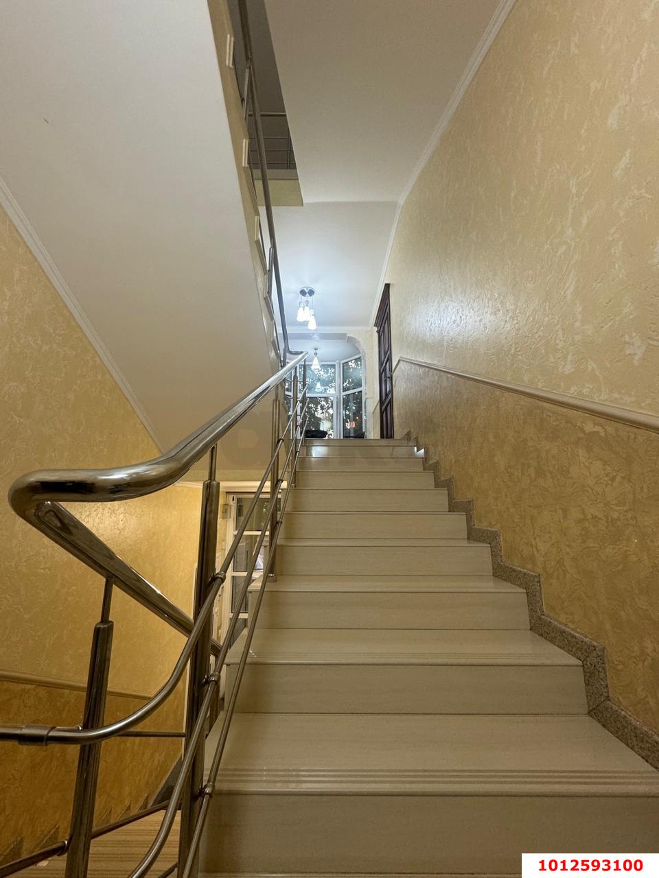 Фото №15: Отдельное здание 464 м² - Майкоп, Дружба, ул. Краснооктябрьская, 67А