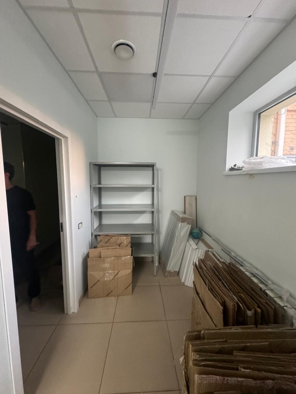 Фото №9: Коммерция 899 м² - Майкоп, ул. Краснооктябрьская, 67А