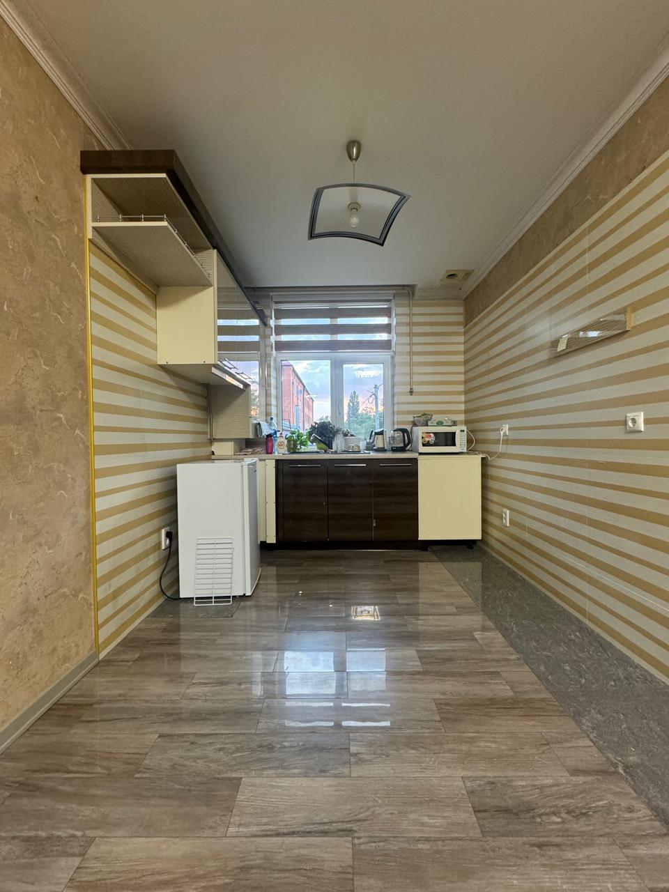 Фото №26: Коммерция 899 м² - Майкоп, ул. Краснооктябрьская, 67А