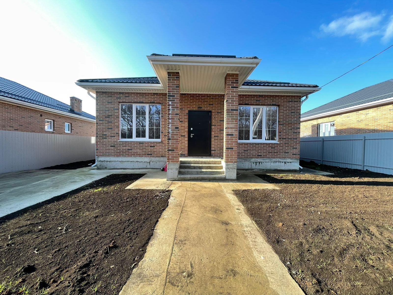 Фото №1: Дом 105 м² + 7 сот. - Динская, ул. Ивана Франко, 3