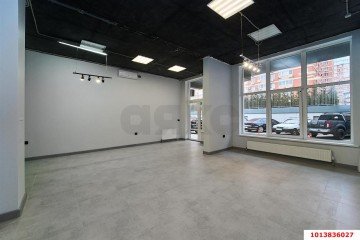Фото №1: Торговое помещение 50 м² - Краснодар, мкр. жилой комплекс Самолёт, ул. Западный Обход, 39/2