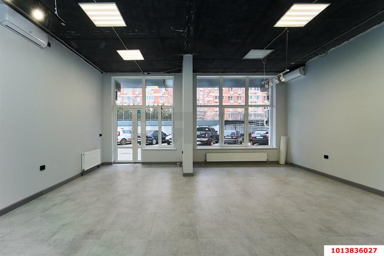 Фото №4: Торговое помещение 50 м² - Краснодар, жилой комплекс Самолёт, ул. Западный Обход, 39/2