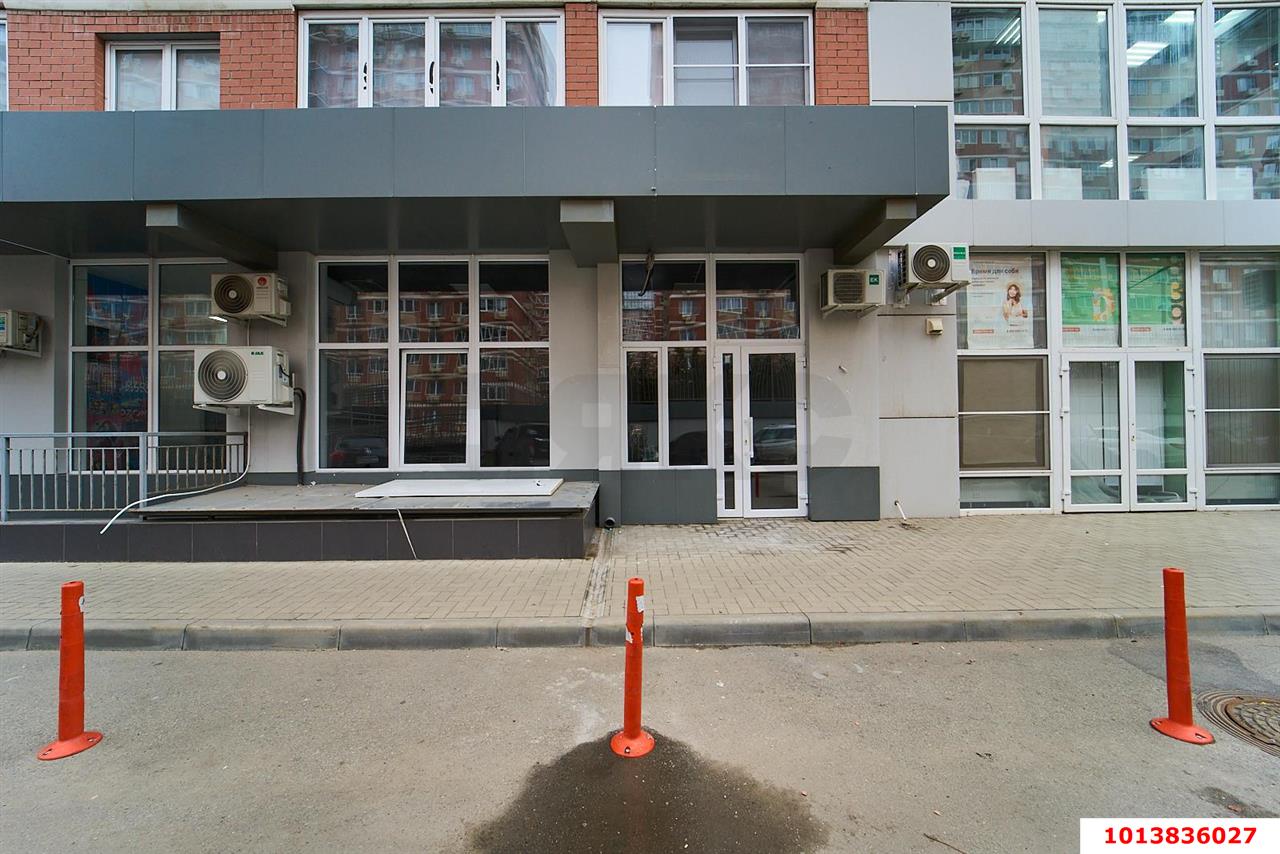 Фото №7: Торговое помещение 50 м² - Краснодар, жилой комплекс Самолёт, ул. Западный Обход, 39/2