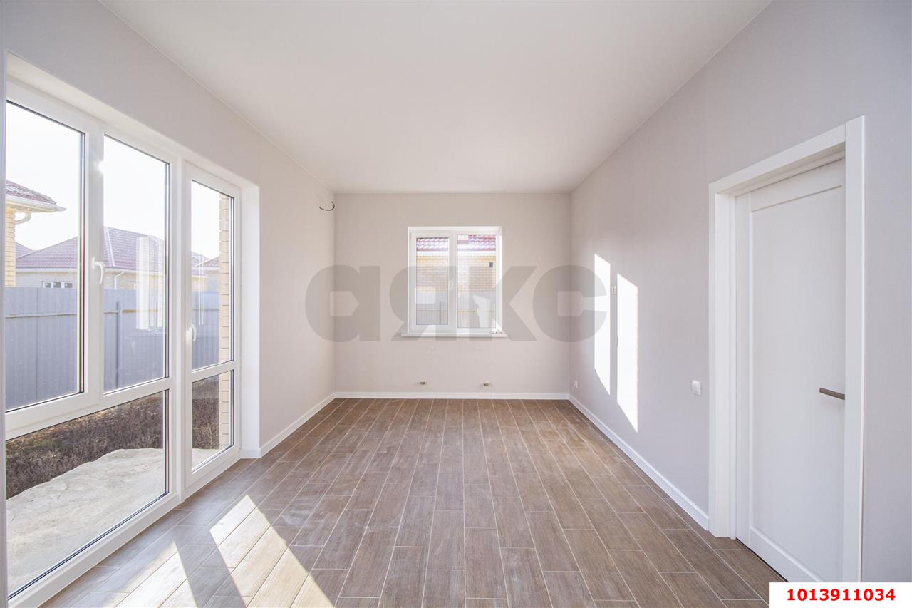 Фото №3: Дом 71 м² + 3 сот. - Южный, коттеджный  Южная столица, пр-д Тимашевский, 24