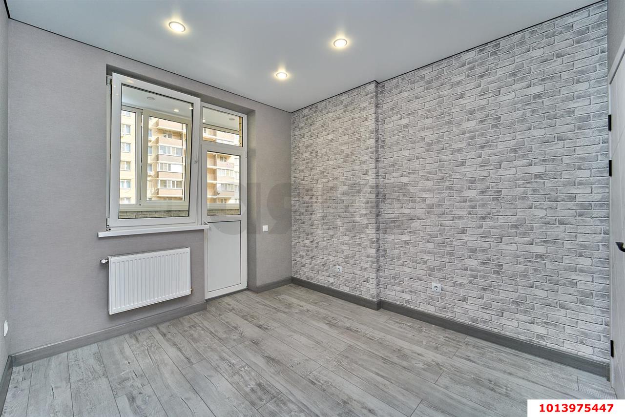 Фото №1: 1-комнатная квартира 32 м² - Краснодар, жилой комплекс Ракурс, ул. имени Героя Ростовского, 8к6