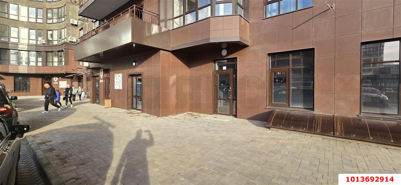 Фото №7: Торговое помещение <span class="whitespace-nowrap">73 м²</span>, <span class="whitespace-nowrap">1/16 эт.</span> - Краснодар, Прикубанский внутригородской округ, мкр. Достояние, ул. Григория Булгакова, 7к1